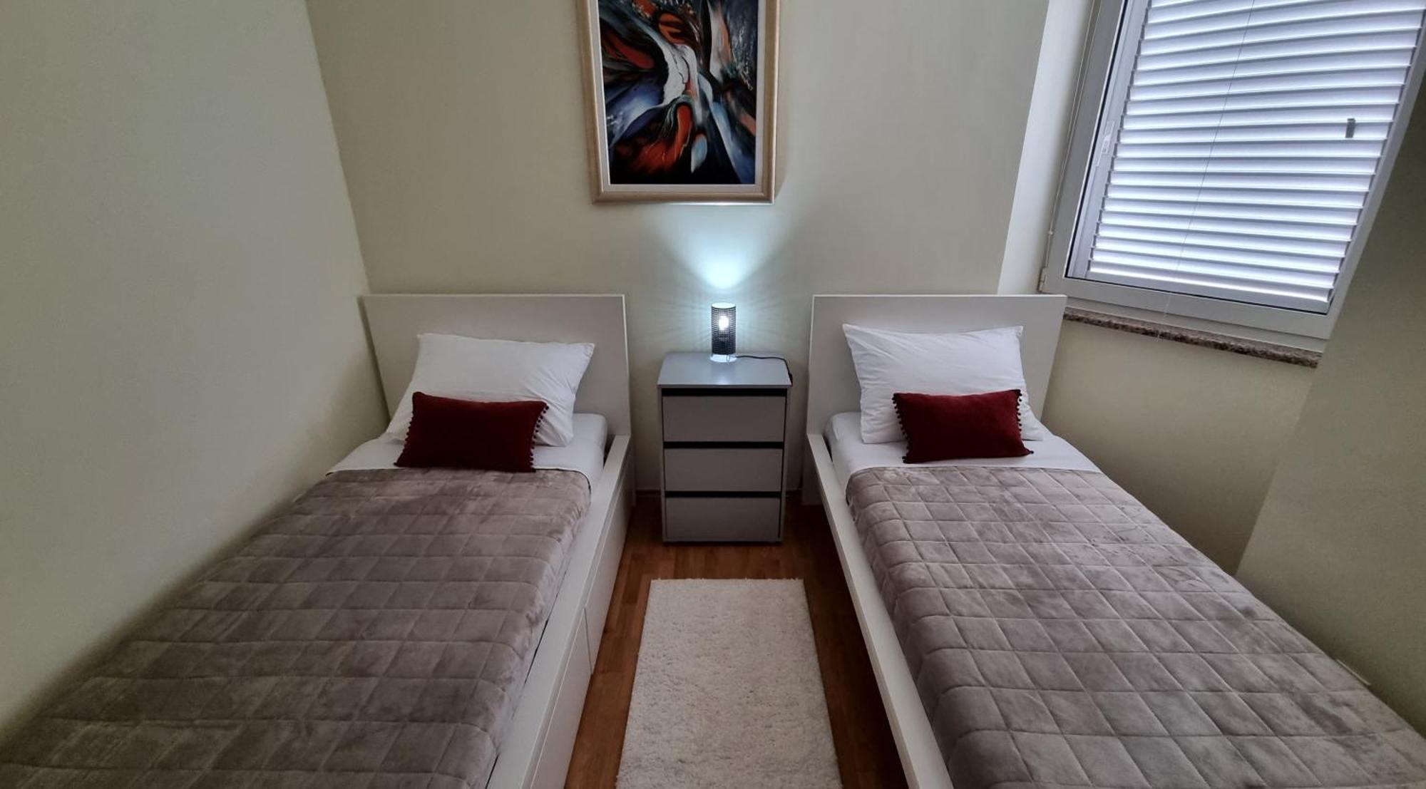 Pool Apartment Ena 파그 외부 사진